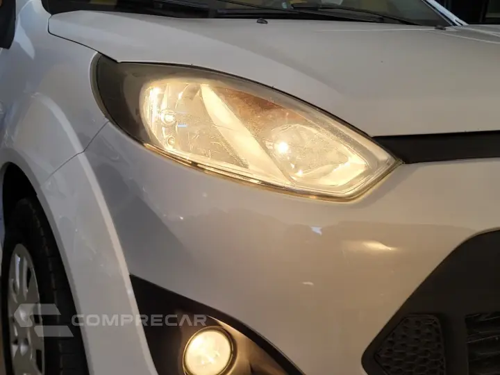 Fiesta Sedan SE 1.6 16V Flex 4p
