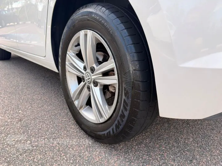 POLO 1.0 200 TSI COMFORTLINE AUTOMÁTICO