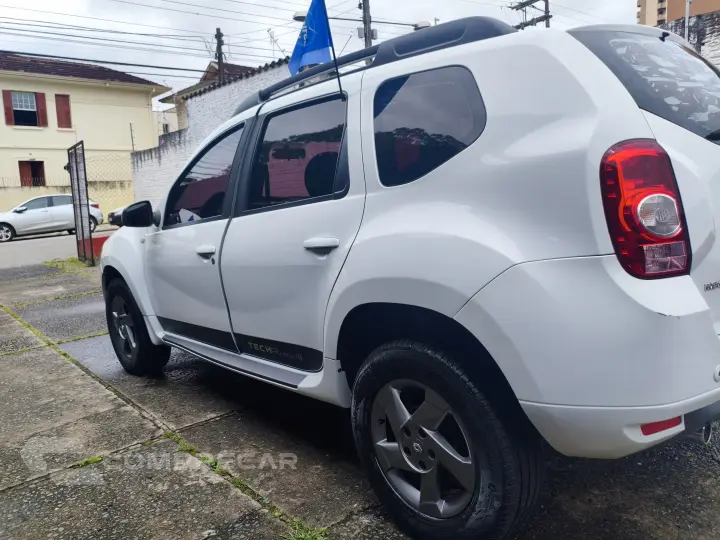 DUSTER 2.0 Tech Road II 4X2 16V