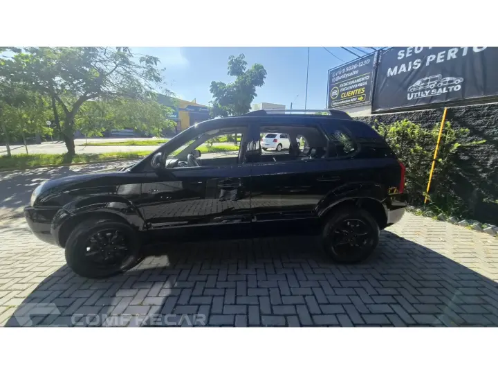 TUCSON 2.0 MPFI GL 16V 142CV 2WD GASOLINA 4P AUTOMÁTICO