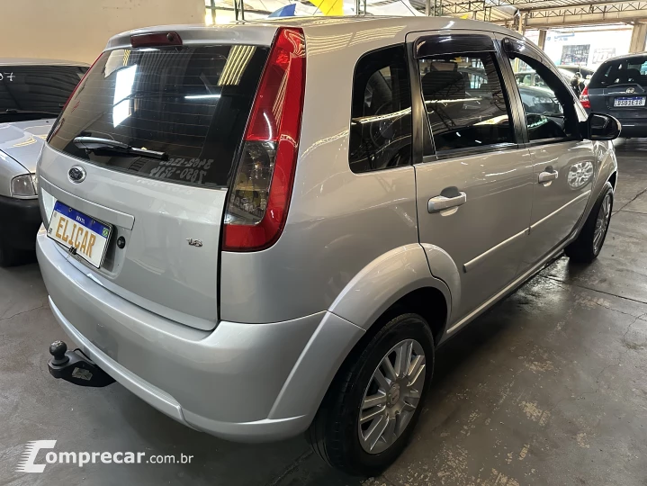 FIESTA 1.6 MPI Class Hatch 8V