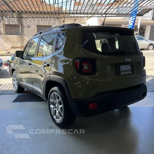 Renegade Longitude 1.8 4x2 Flex 16V Aut.