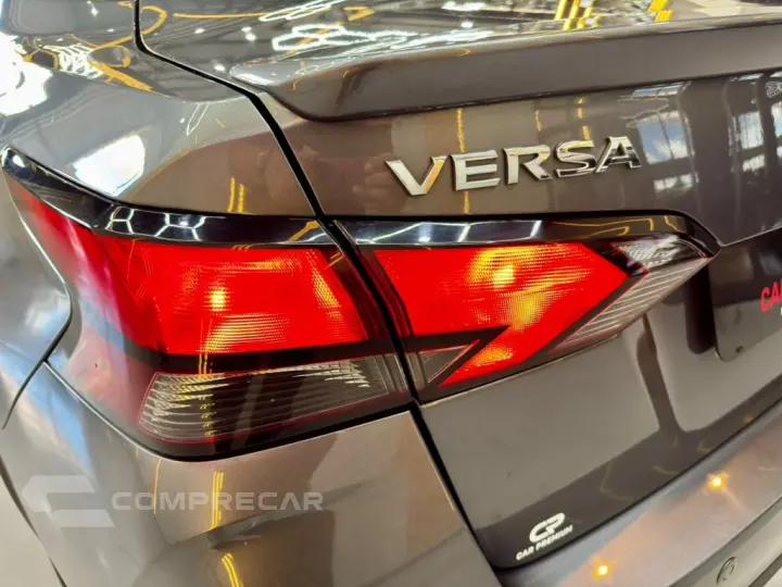 VERSA 1.6 16V FLEX EXCLUSIVE XTRONIC