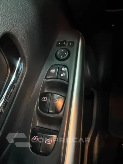 KICKS SV 1.6 CVT