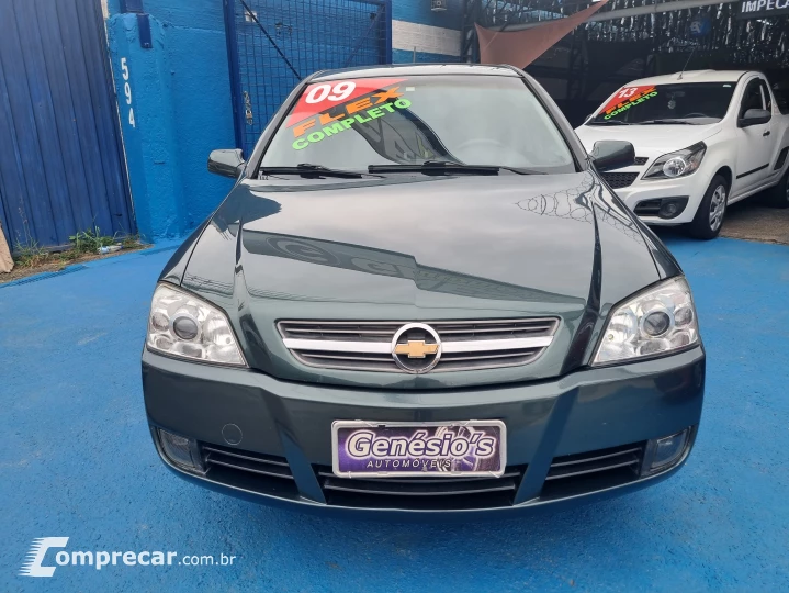 ASTRA 2.0 MPFI Advantage Sedan 8V