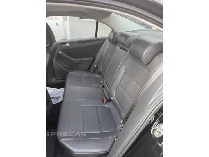 JETTA 2.0 COMFORTLINE FLEX 4P TIPTRONIC