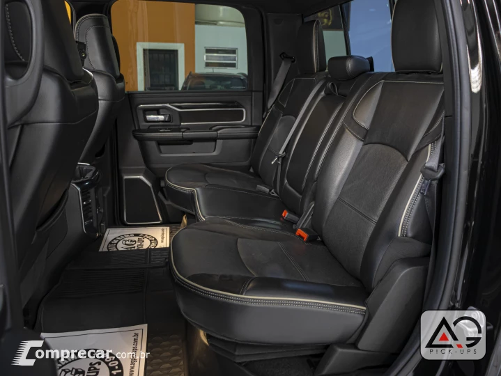 3500 6.7 I6 Turbo Laramie Night Edition CD 4X4