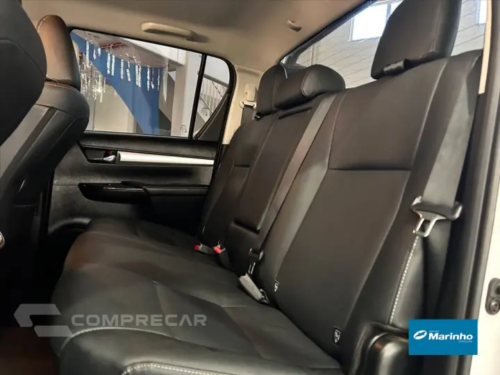 HILUX 2.8 D-4D TURBO DIESEL CD SRX 4X4 AUTOMÁTICO
