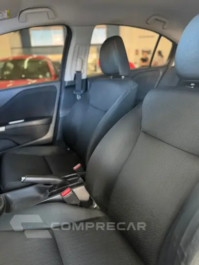 CITY 1.5 DX Sedan 16V
