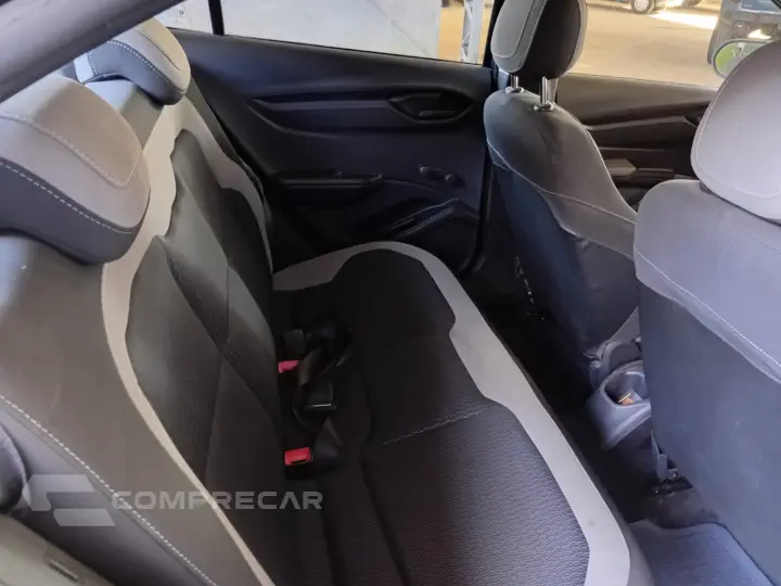 Chevrolet Onix LS