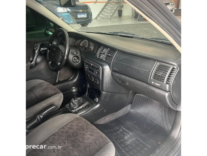 VECTRA 2.2 MPFI EXPRESSION 8V GASOLINA 4P MANUAL