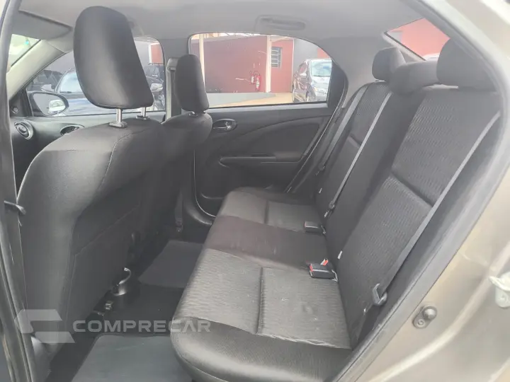 ETIOS 1.5 X Plus Sedan 16V