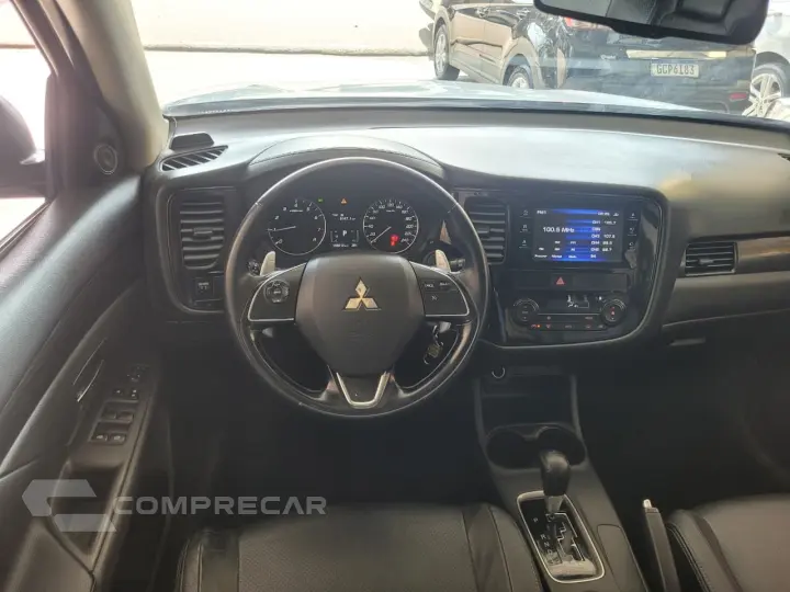 OUTLANDER 2.0 16V 160cv Aut.