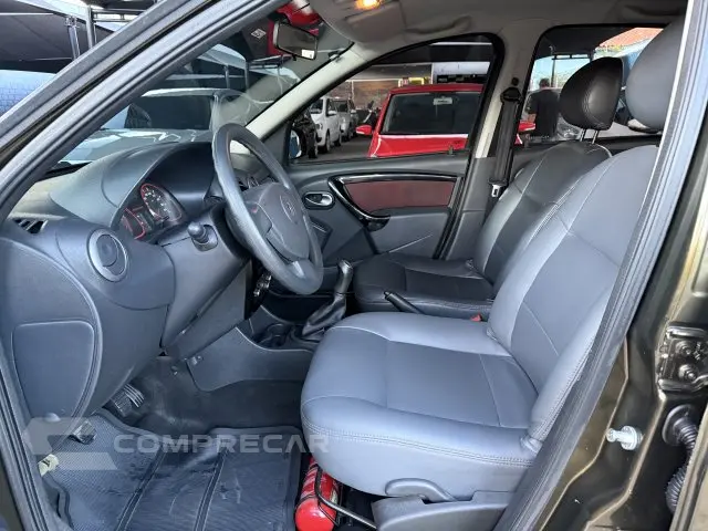 SANDERO - 1.6 STEPWAY 8V 4P MANUAL