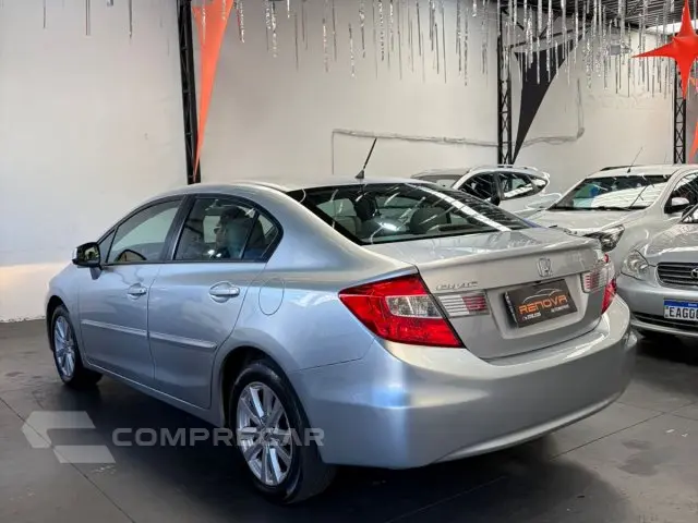CIVIC - 1.8 LXS 16V 4P AUTOMÁTICO