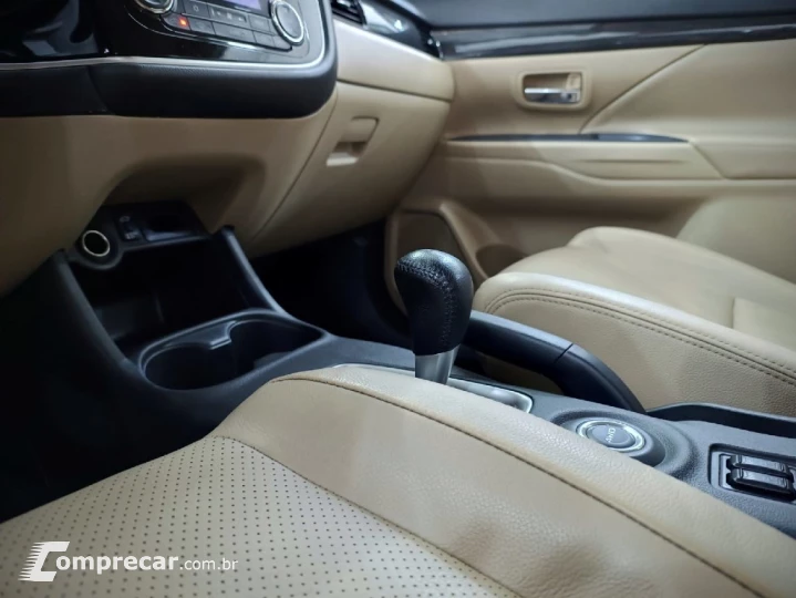 OUTLANDER 3.0 GT 4X4 V6 24V GASOLINA 4P AUTOMATICO
