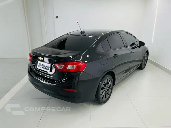CHEV CRUZE LT NB AT