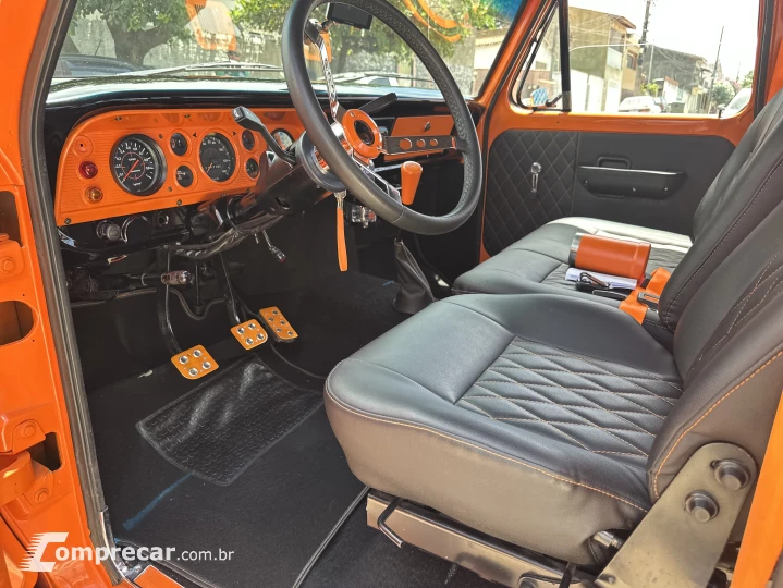 F-1000 2.5 XL 4X2 CS 8V Turbo