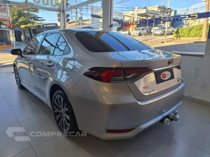 COROLLA 1.8 VVT-I Hybrid Altis