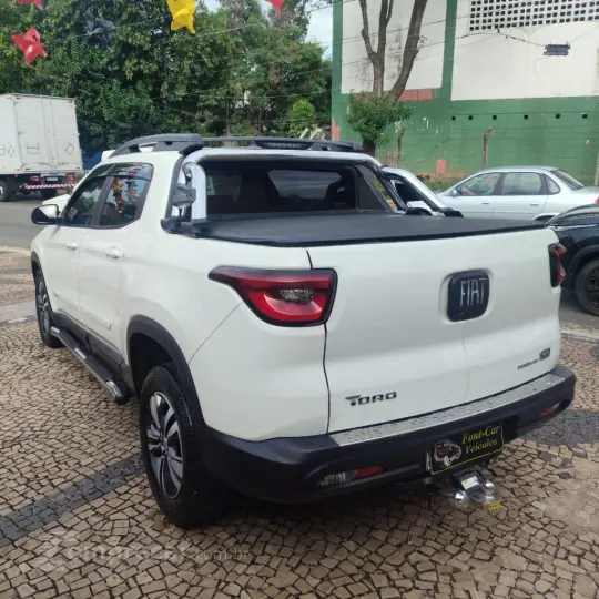 Toro Freedom 2.0 16V 4x4 TB Diesel Aut.