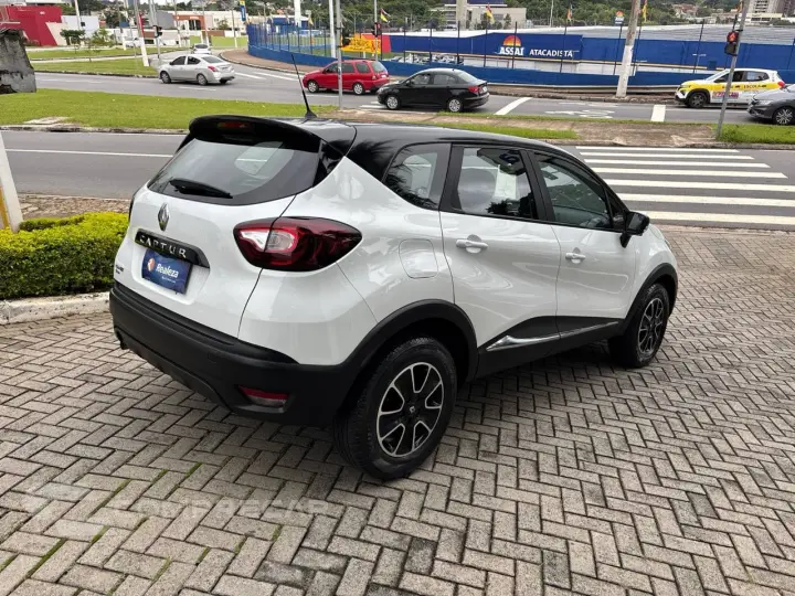 CAPTUR Life 1.6 16V Flex 5p Aut.