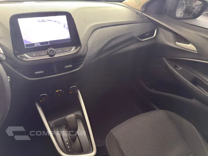 ONIX 1.0 Turbo Plus LT