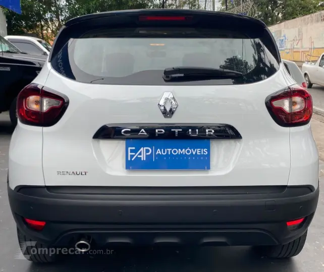 Captur 1.6 16V 4P FLEX SCE LIFE X-TRONIC CVT