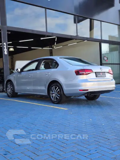 JETTA Comfortline 1.4 TSI 16V 4p Aut.