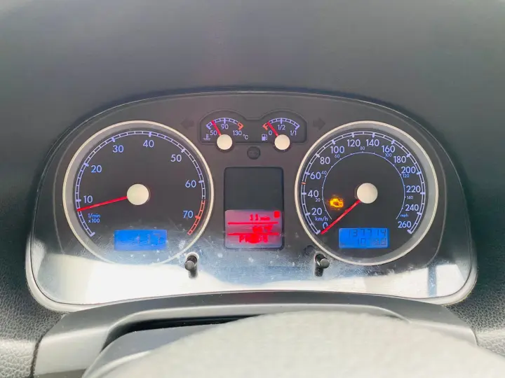 BORA 2.0 MI Comfortline 8V