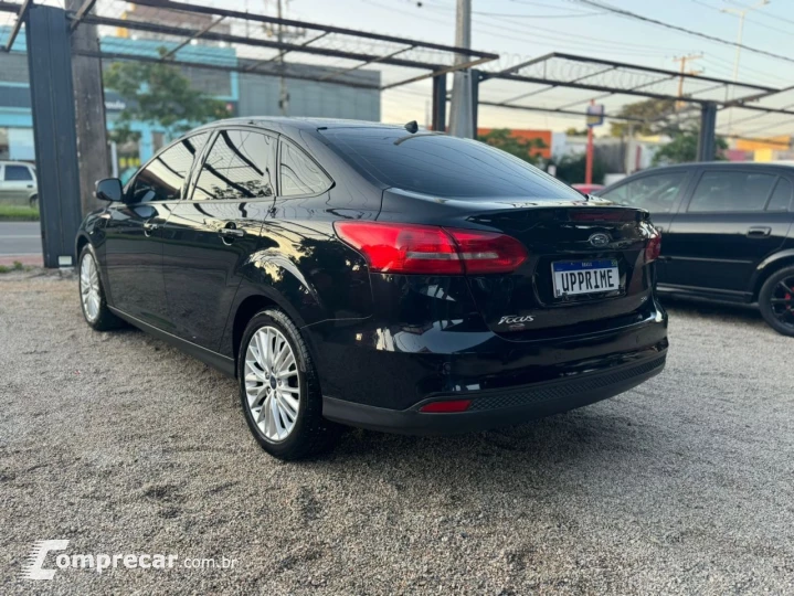FOCUS 2.0 SE Sedan 16V