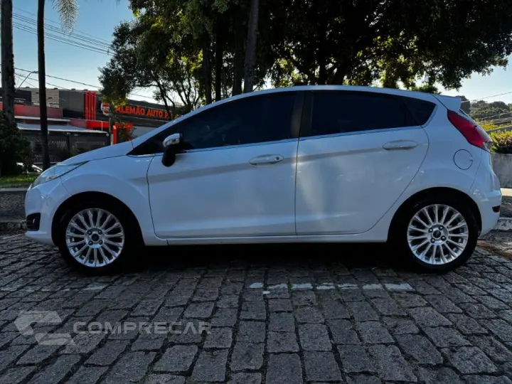Fiesta TITANIUM 1.6 16V Flex Mec.
