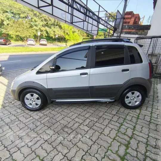 IDEA ADVENTURE 1.8 16V(FLEX) 4P