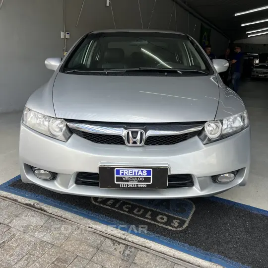 Civic Sed. LXL/LXL SE 1.8 Flex 16V Mec.