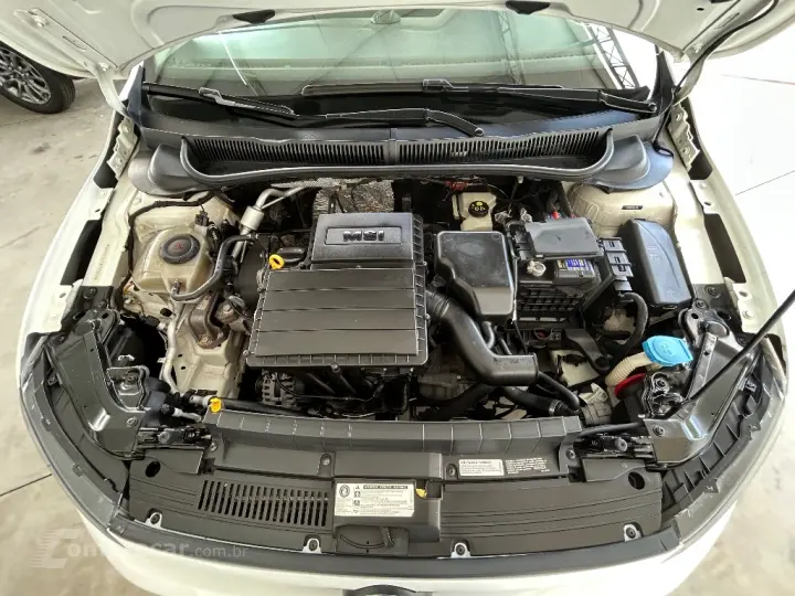 VIRTUS 1.6 MSI Flex 16V 5p Mec.