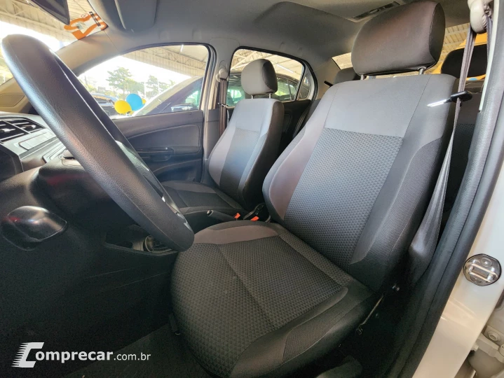 VOYAGE 1.0 12V MPI Totalflex