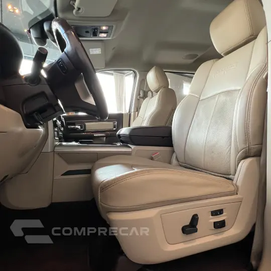 2500 6.7 I6 Turbo Laramie CD 4X4