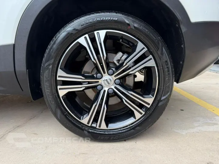 Xc40 2.0 T4 Gasolina Inscription Geartronic