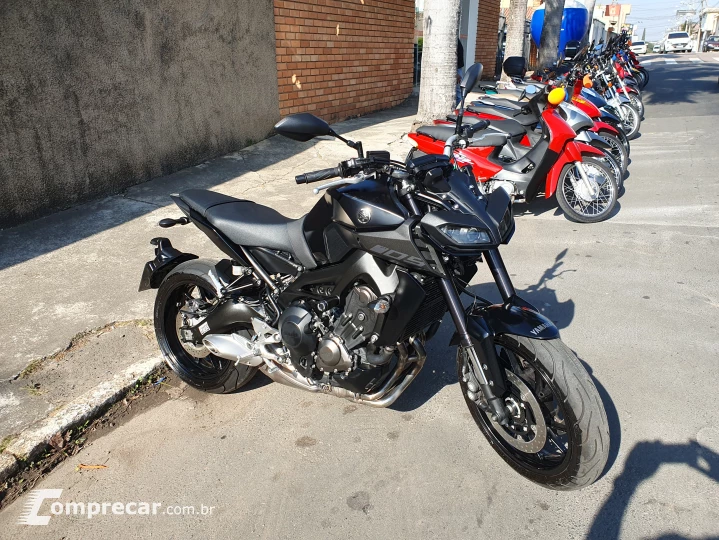 Mt 09 Abs