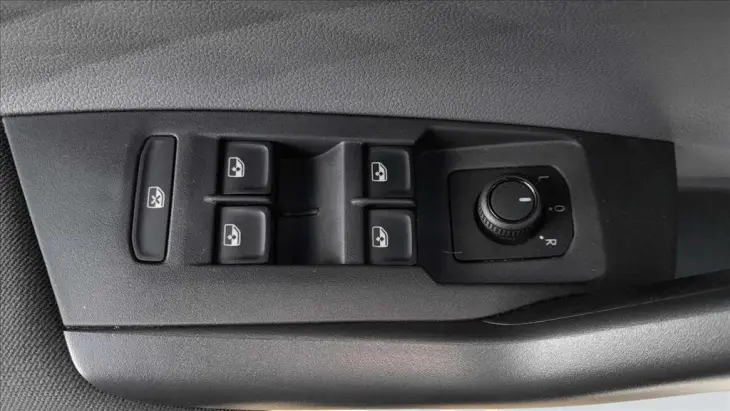 VIRTUS 1.0 170 TSI MANUAL