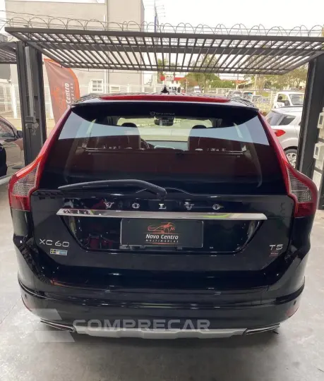 XC60 2.0 T5 Kinetic
