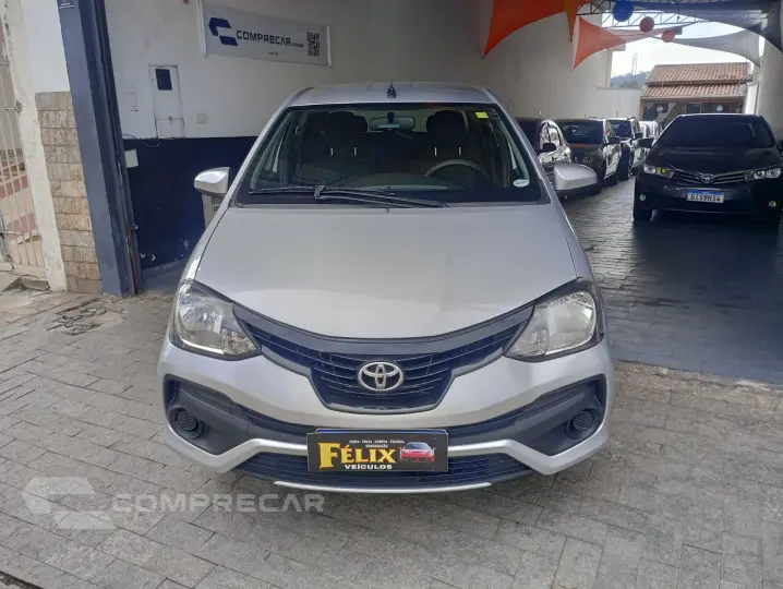 ETIOS 1.5 X Sedan 16V
