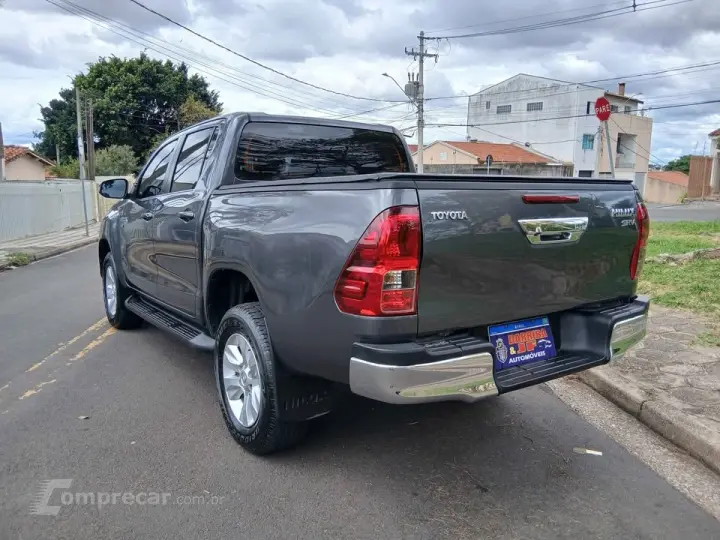 HILUX 2.7 SRV 4X2 CD 16V