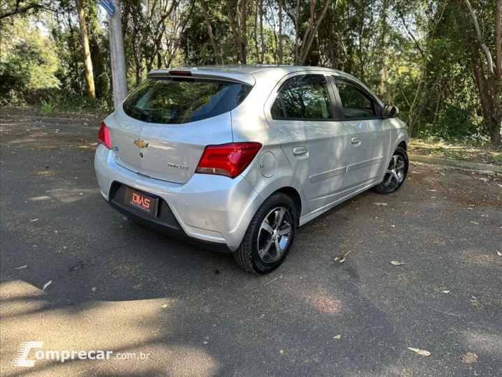 ONIX 1.4 MPFI LTZ 8V