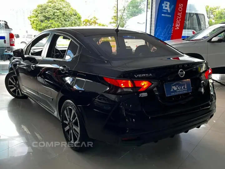 VERSA Advance 1.6 16V Flex Aut.