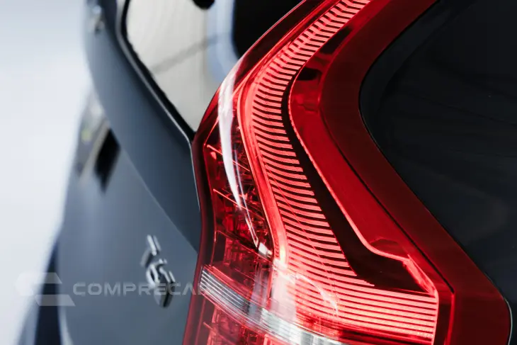 XC90 2.0 T6 Momentum AWD Geartronic