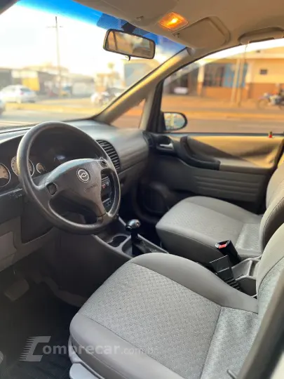 ZAFIRA 2.0 MPFI Expression 8V