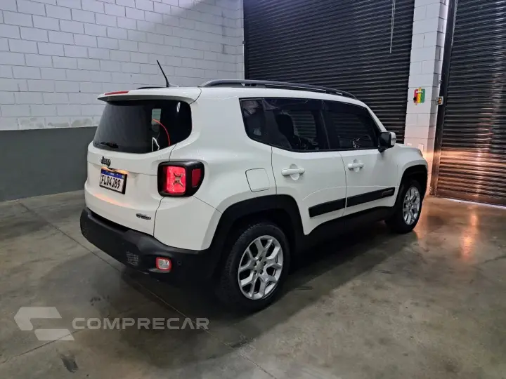 Renegade 1.8 16V Flex Longitude 4P Automático