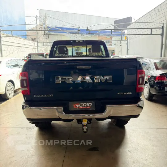 2500 6.7 Laramie 4X4 CD I6 Turbo