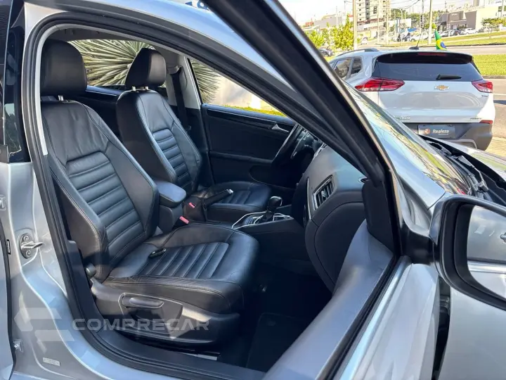 JETTA Highline 2.0 TSI 16V 4p Tiptronic