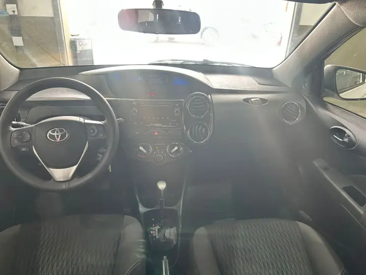 Etios 1.5 Xs 16V Flex 4P Automático